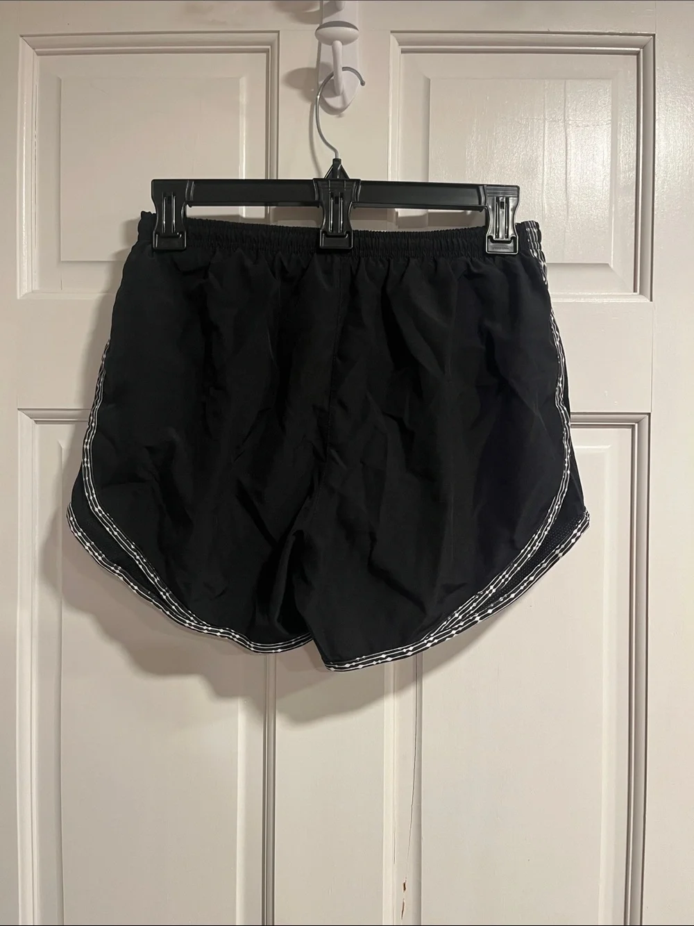 Nike Dri-Fit Shorts in Black Size Small